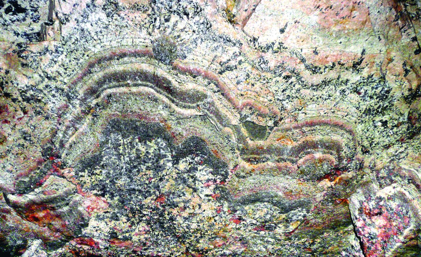 Pegmatite à métaux rares de Chabannes, Monts d’Ambazac