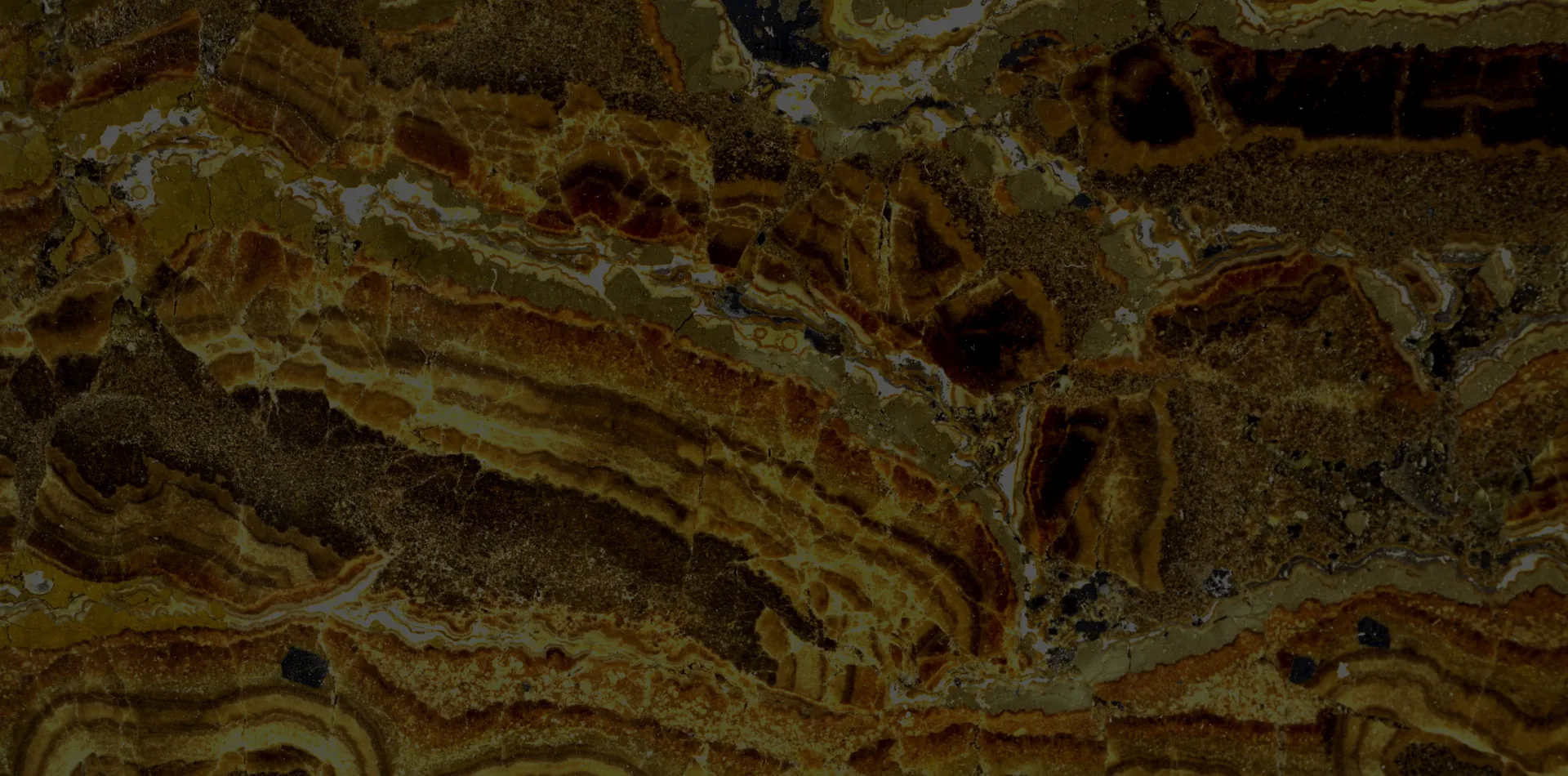 Echantillon poli de minerai rubanné de zinc provenant de la mine de Bois-Madame (Gard, 1982).