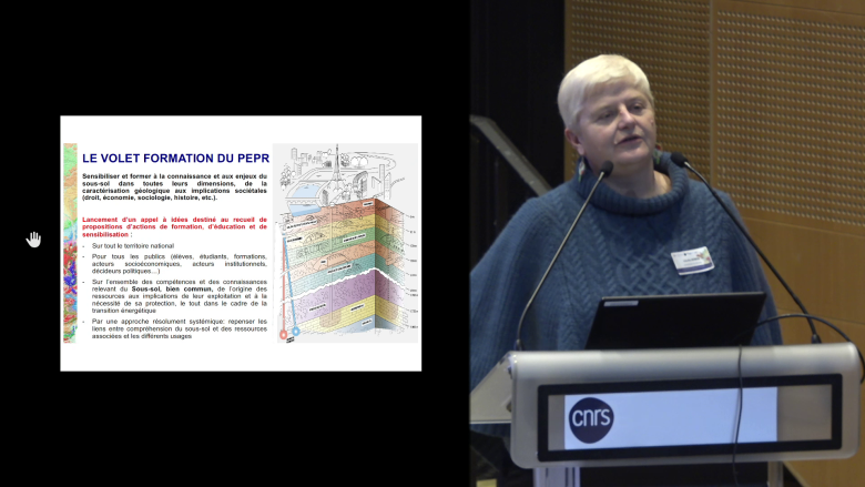 Présentation de Cécile Robin (Université de Rennes), co-coordinatrice du volet formation du programme.© PEPR Sous-sol, bien commun Présentation de Cécile Robin (Université de Rennes), co-coordinatrice du volet formation du programme.